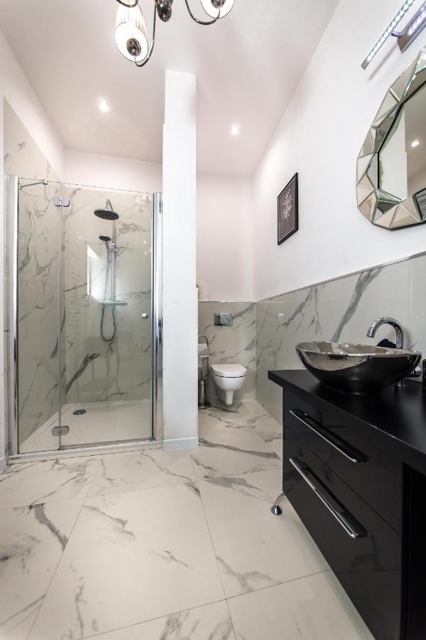 Moonlight Apartament Zielona Góra Eksteriør billede