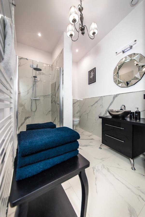 Moonlight Apartament Zielona Góra Eksteriør billede